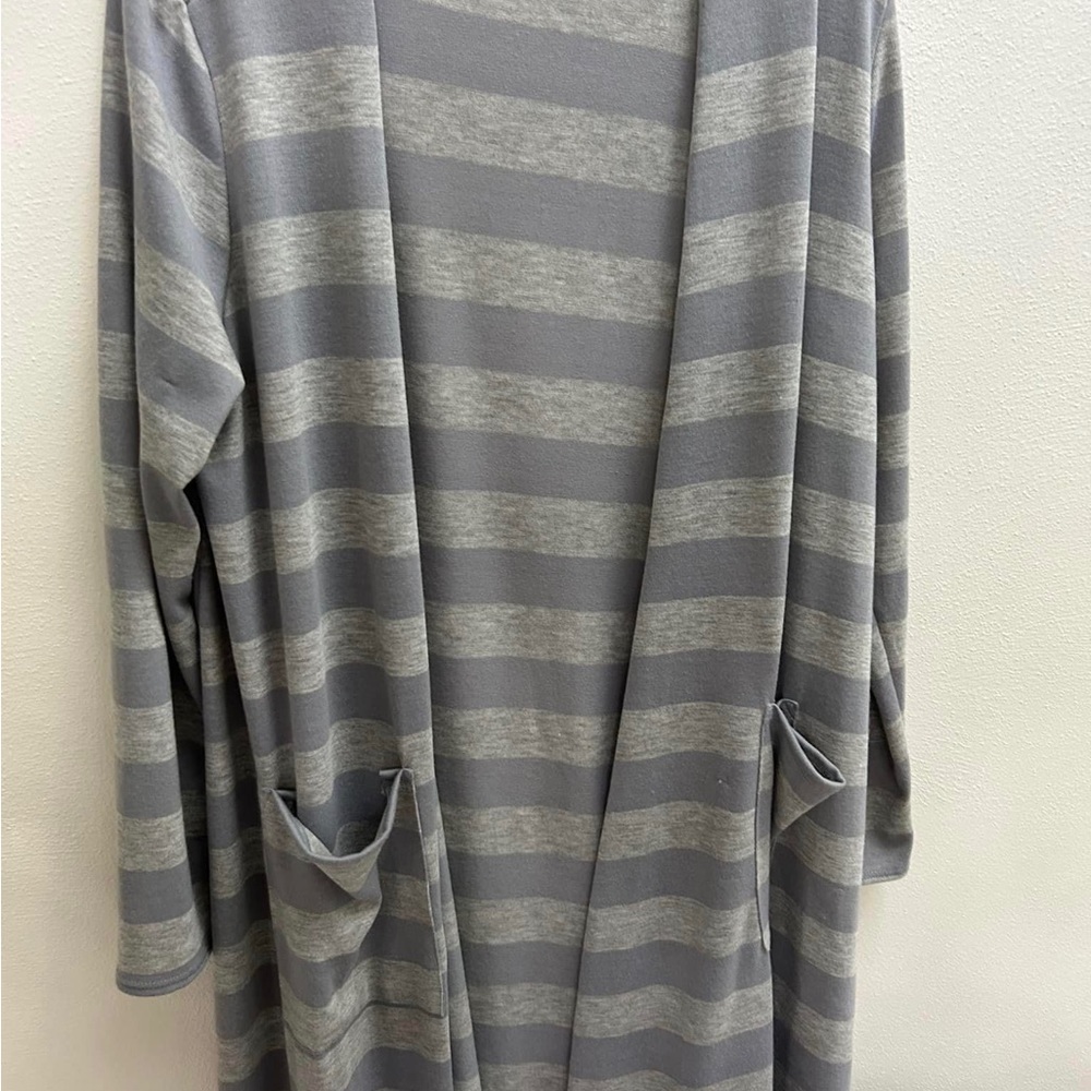 Lularoe Sarah cardigan size Medium NWT